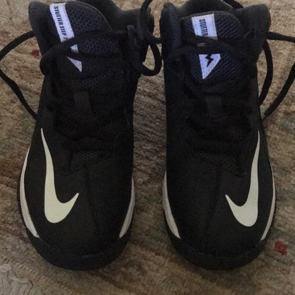 Nike Stutter Step 2 Basketball Shoes
